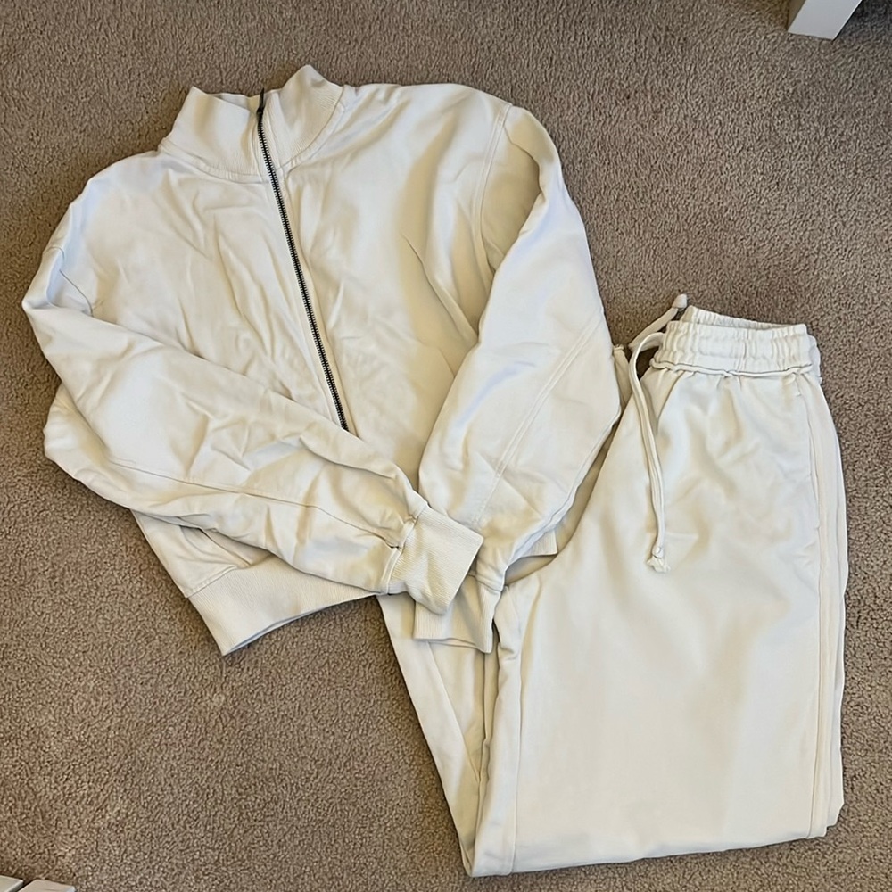Zara Cream Sweatsuit